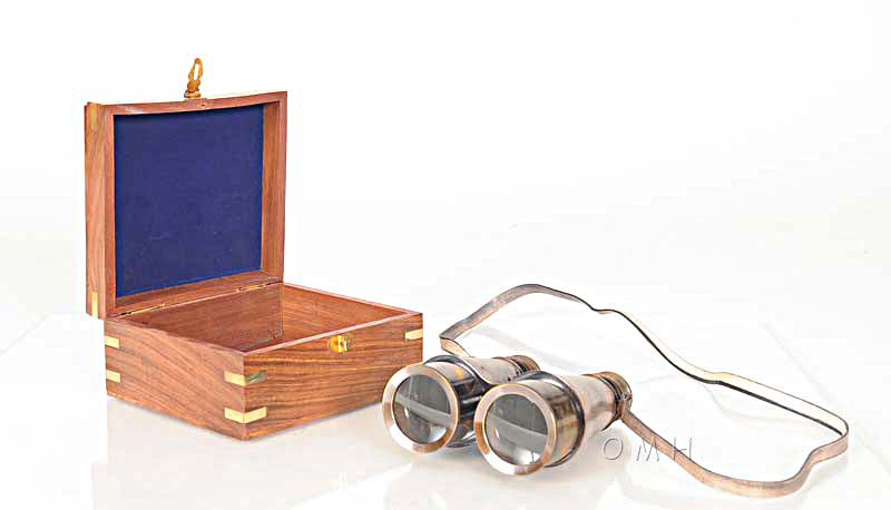 OMH  Binocular w leather overlay in wood box ND029
