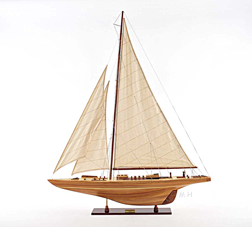 OMH Endeavour XLarge Sailboat Y018